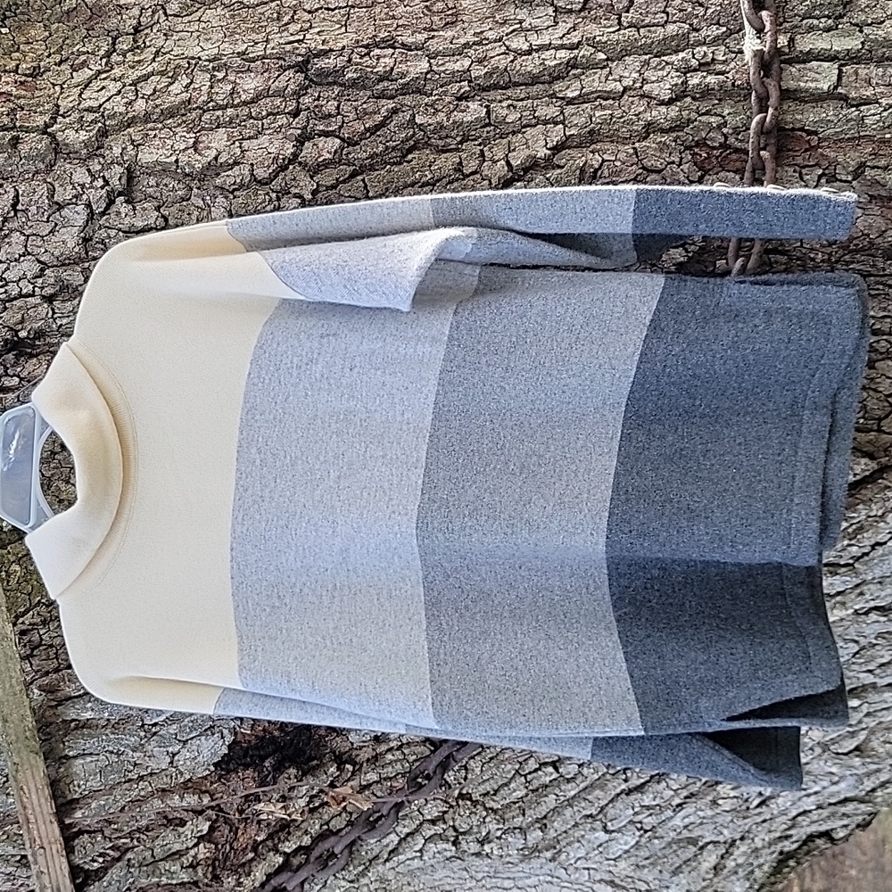 Neiman Marcus Cashmere Sweater Size Small